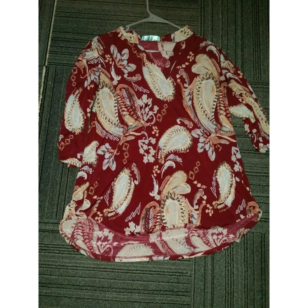 Farmers Market Printed 3/4 Sleeve Blouse in Maroon